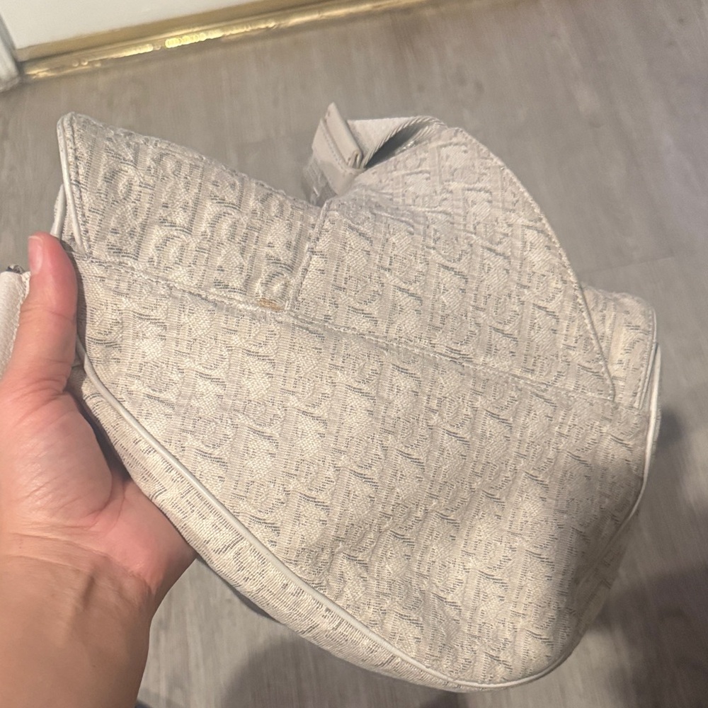Authentic Dior Cream Men's Bag - Picture 6 of 16